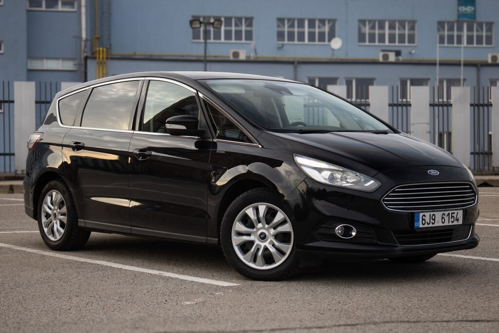 Ford S-MAX MPV 2,0 l 110 kw