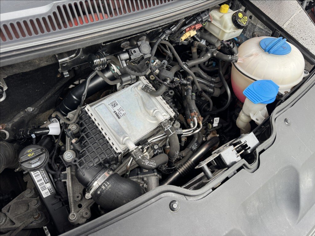 Volkswagen Transporter Skříň 2,0 l 110 kw