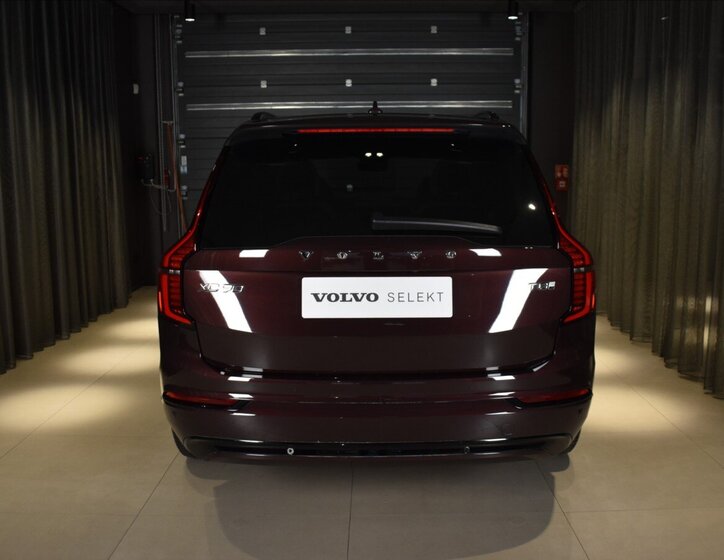 Volvo XC90 SUV 2,0 l 335 kw