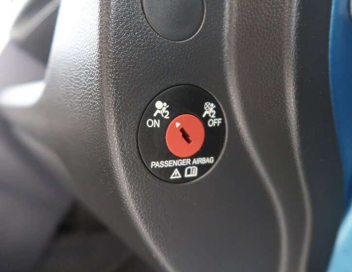 Suzuki Splash Hatchback 996,0 50 kw