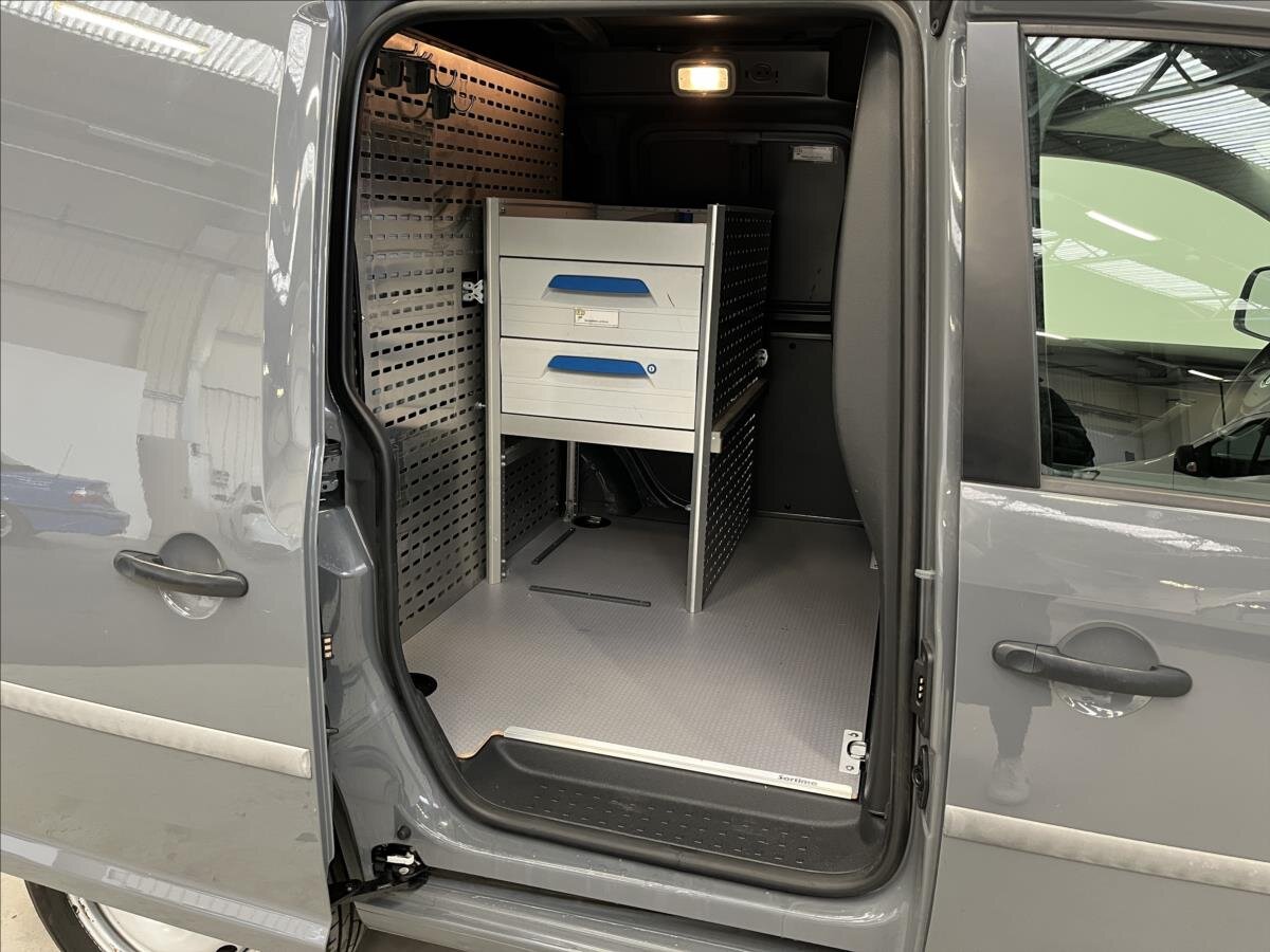 Volkswagen Caddy Skříň 2,0 l 90 kw