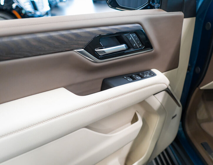 GMC Yukon SUV 6,2 l 313 kw