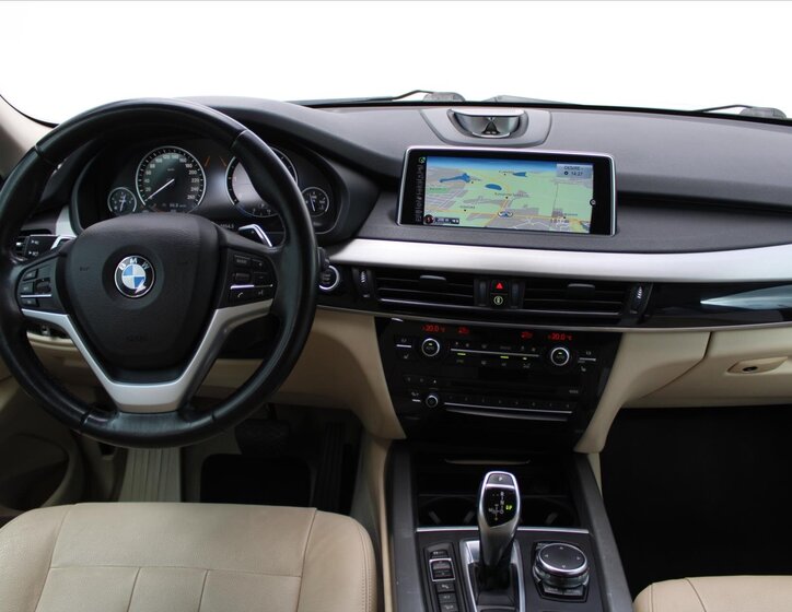 BMW X5 SUV / Terénní 3,0 l 190 kw