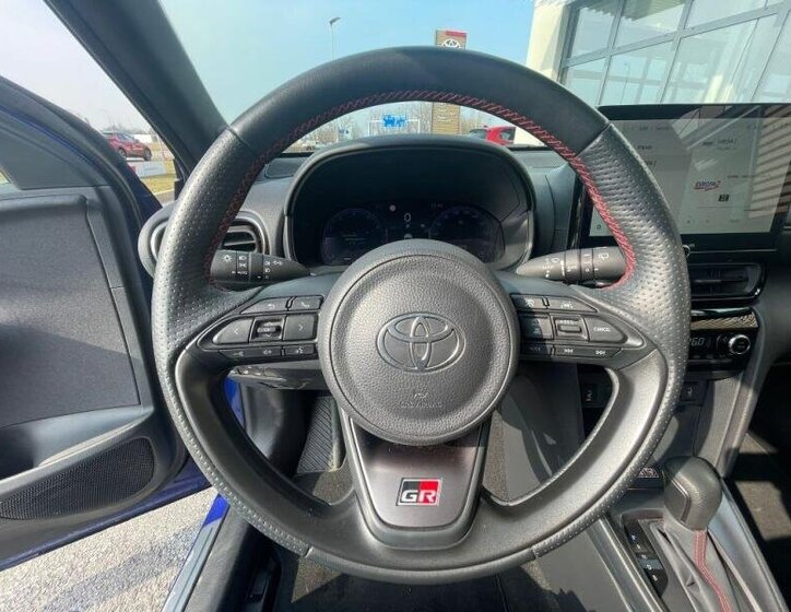 Toyota Yaris Cross SUV / Terénní 1,5 l 92 kw