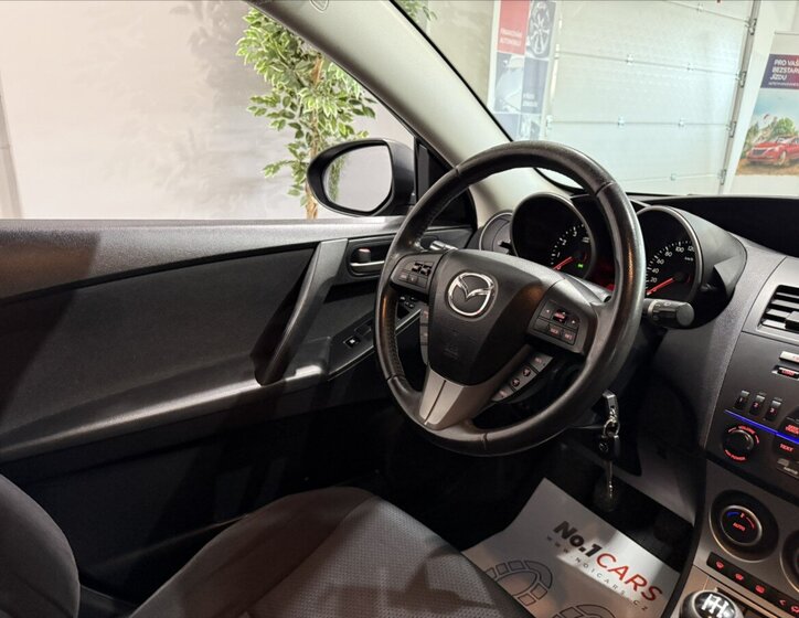 Mazda 3 Hatchback 1,6 l 77 kw