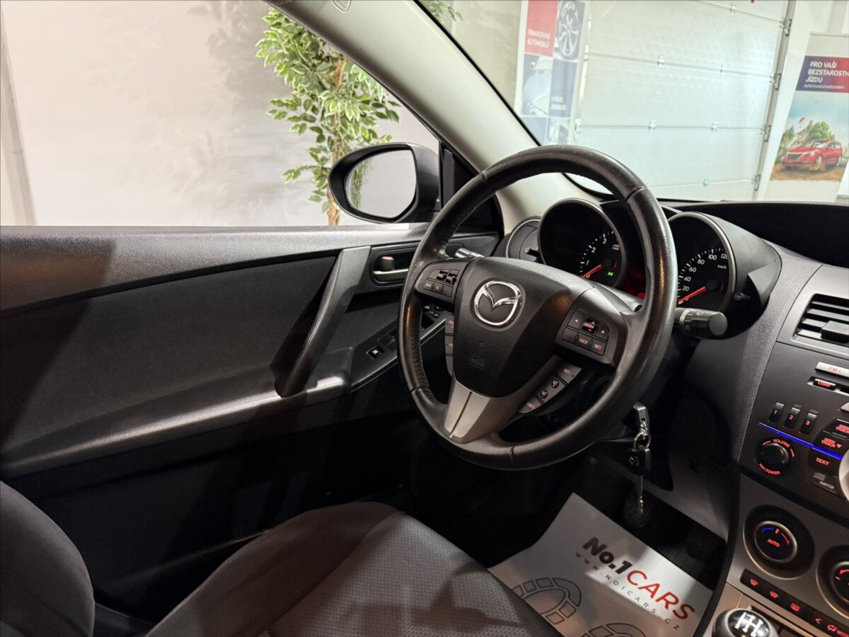 Mazda 3 Hatchback 1,6 l 77 kw