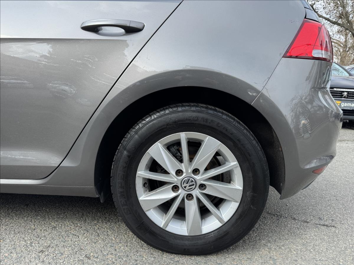 Volkswagen Golf Hatchback 1,2 l 63 kw