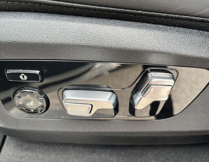 BMW X5 SUV 3,0 l 210 kw