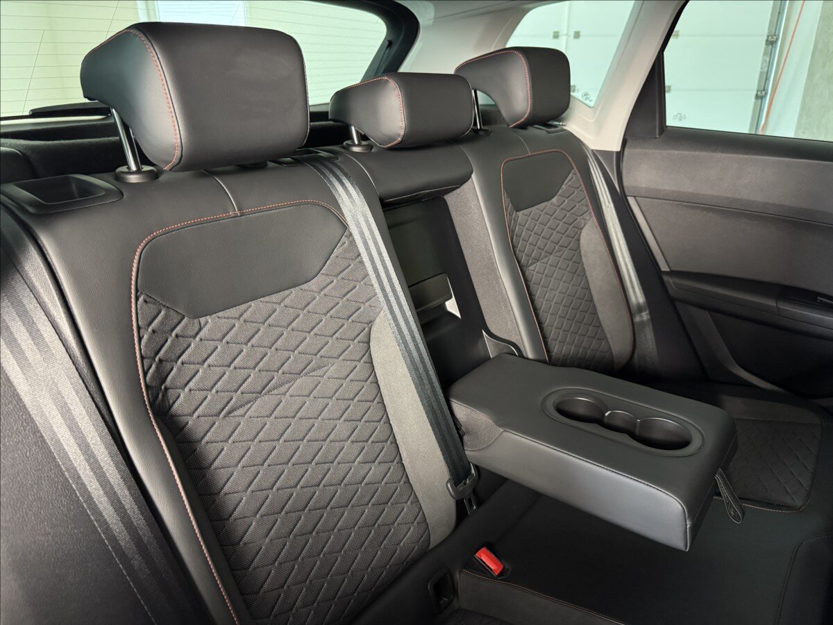 Seat Ateca SUV / Terénní 1,5 l 110 kw