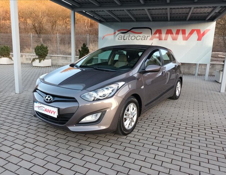 Hyundai i30 Hatchback 1,6 l 88 kw