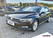 Volkswagen Passat 1