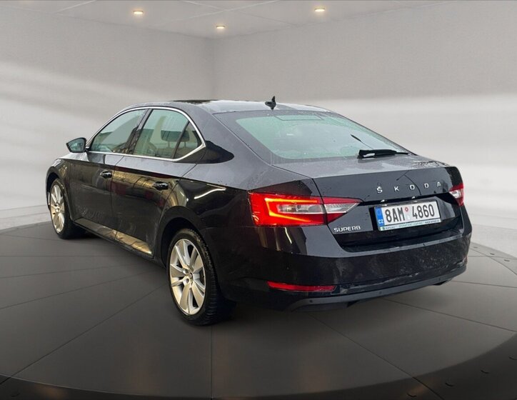 Škoda Superb Liftback 2,0 l 110 kw