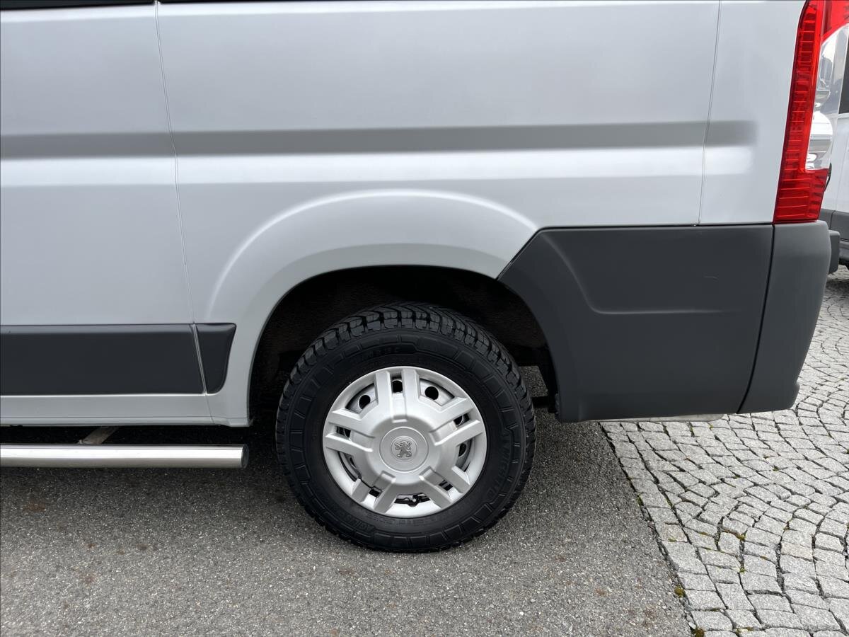 Peugeot Boxer Kombi 2,2 l 88 kw