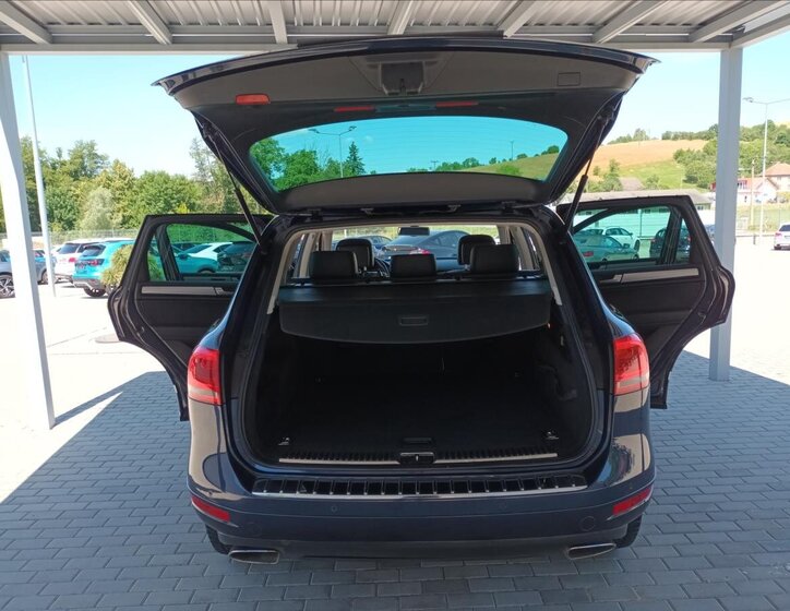 Volkswagen Touareg SUV / Terénní 3,0 l 176 kw