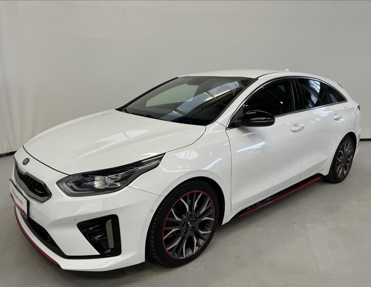 KIA ProCeed 1