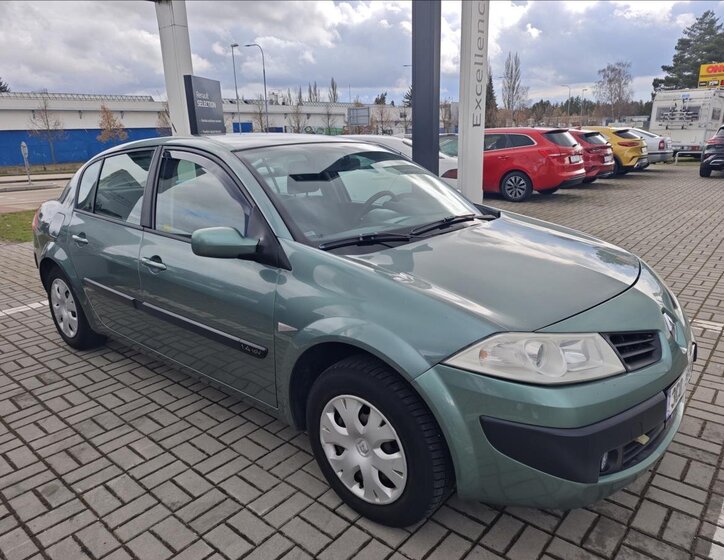 Renault Mégane Sedan / Limuzína 1,4 l 72 kw
