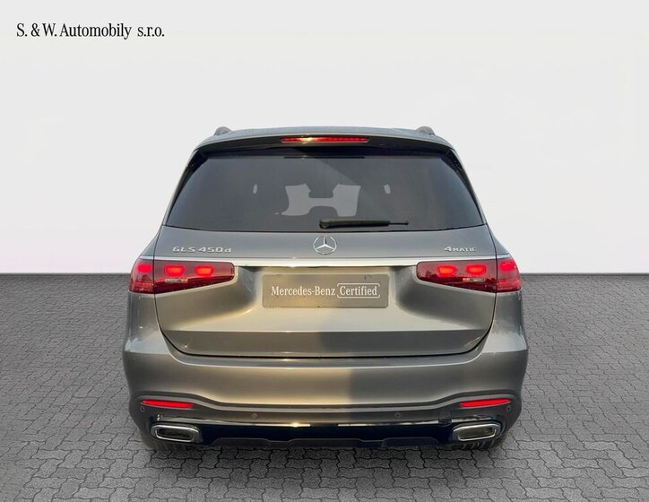 Mercedes-Benz Ostatní 6