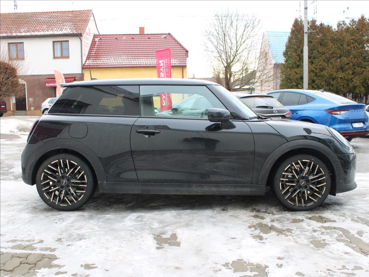 Mini Cooper Hatchback 2,0 l 150 kw