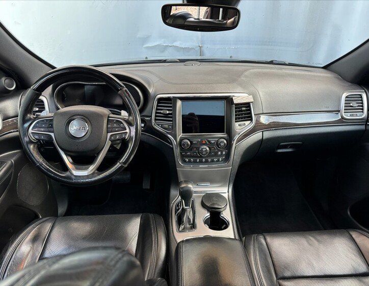 Jeep Grand Cherokee 20