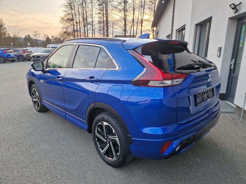 Mitsubishi Ostatní SUV / Terénní 2,4 l 138 kw