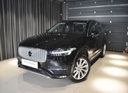 Volvo XC90 SUV / Terénní 2,0 l 173 kw
