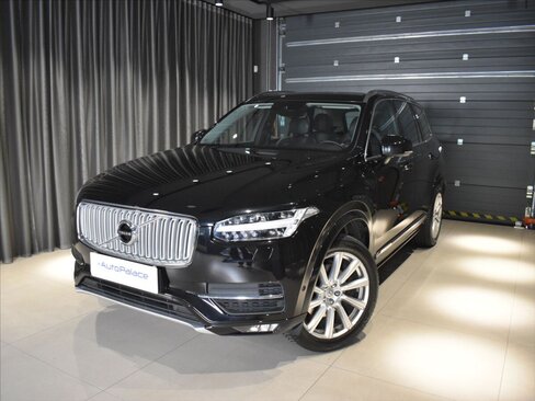 Volvo XC90 SUV / Terénní 2,0 l 173 kw