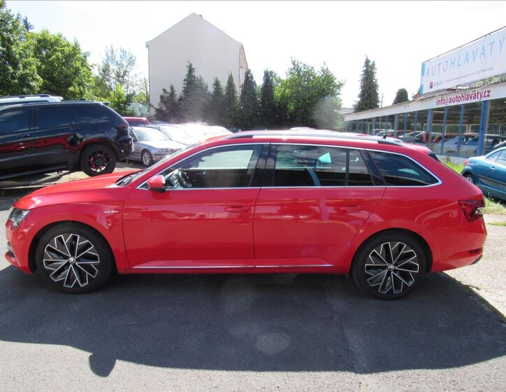 Škoda Superb Kombi 2,0 l 140 kw