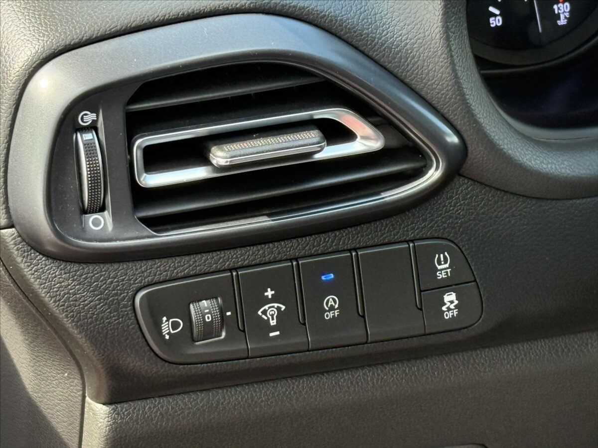 Hyundai i30 Kombi 1,5 l 118 kw