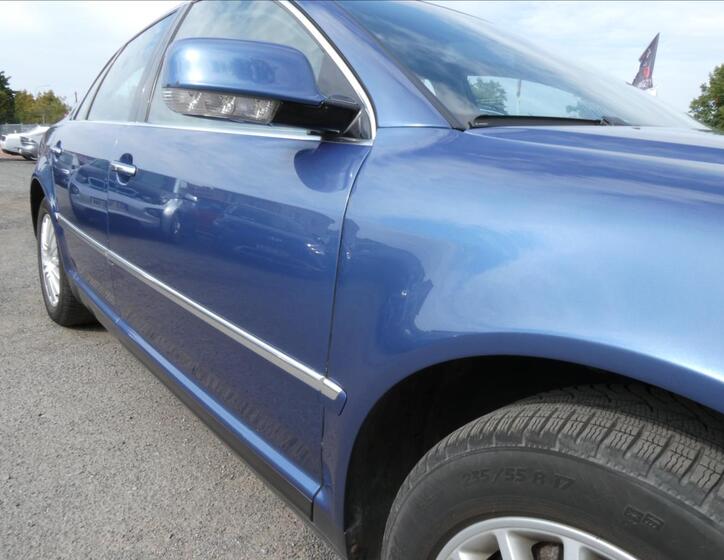 Volkswagen Phaeton 13