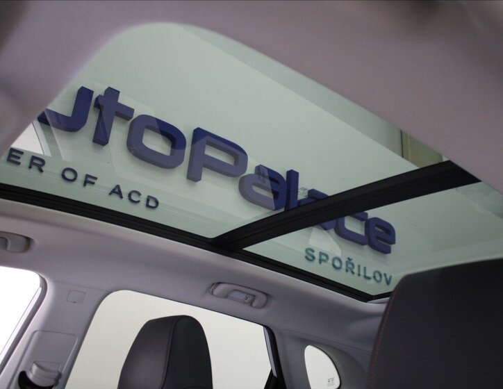 MG EHS SUV / Terénní 1,5 l 190 kw