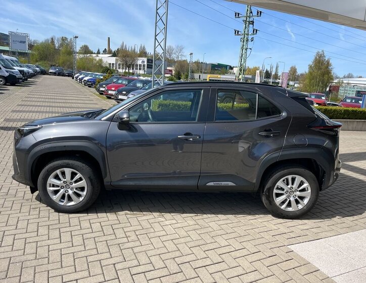 Toyota Yaris Cross SUV / Terénní 1,5 l 68 kw