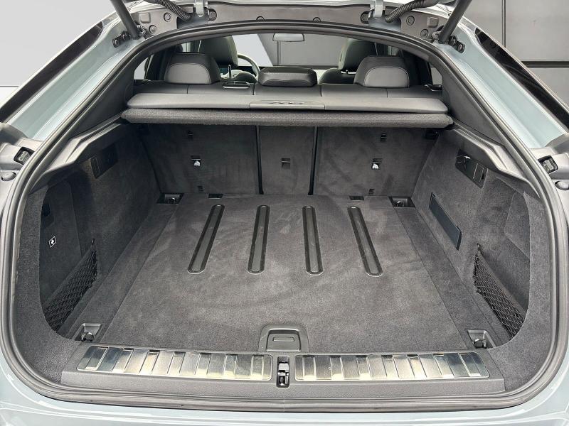 BMW X6 SUV 3,0 l 210 kw