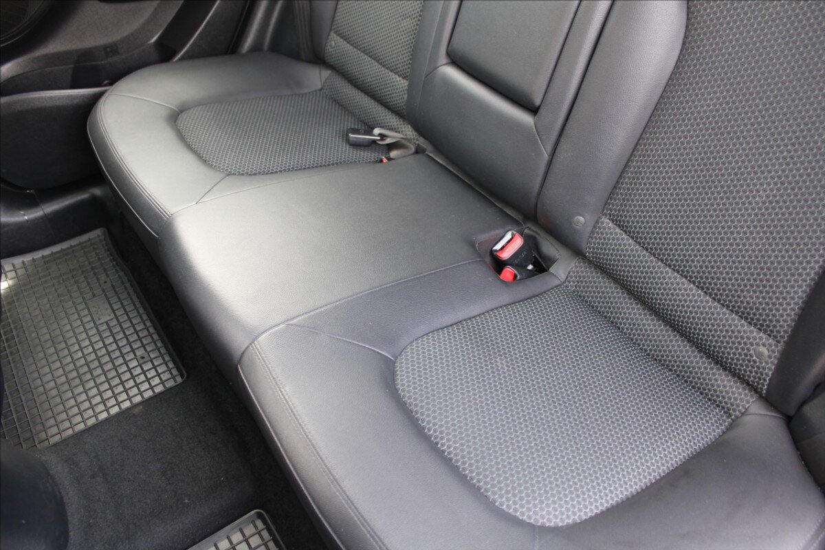 Hyundai ix35 SUV / Terénní 1,7 l 85 kw
