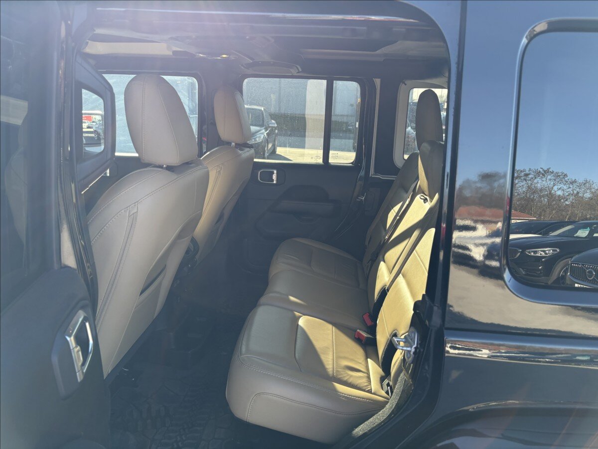 Jeep Wrangler Ostatní 2,1 l 147 kw