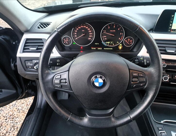 BMW Řada 3 21