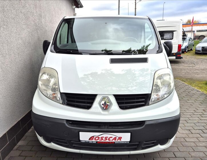 Renault Trafic 10