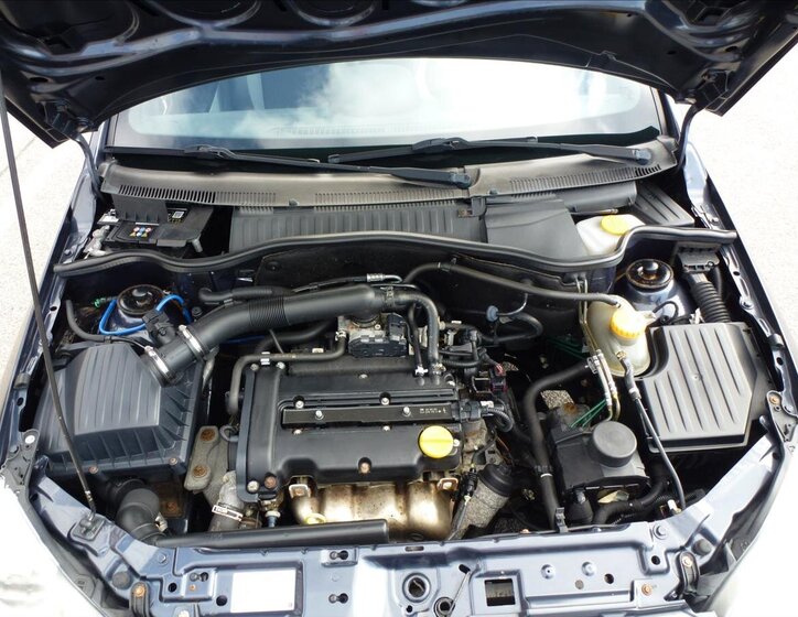 Opel Tigra Kabriolet 1,4 l 66 kw