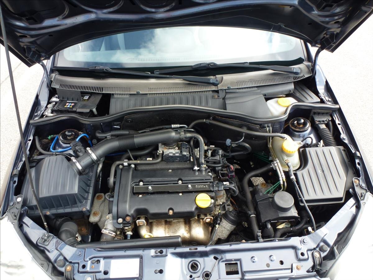 Opel Tigra Kabriolet 1,4 l 66 kw