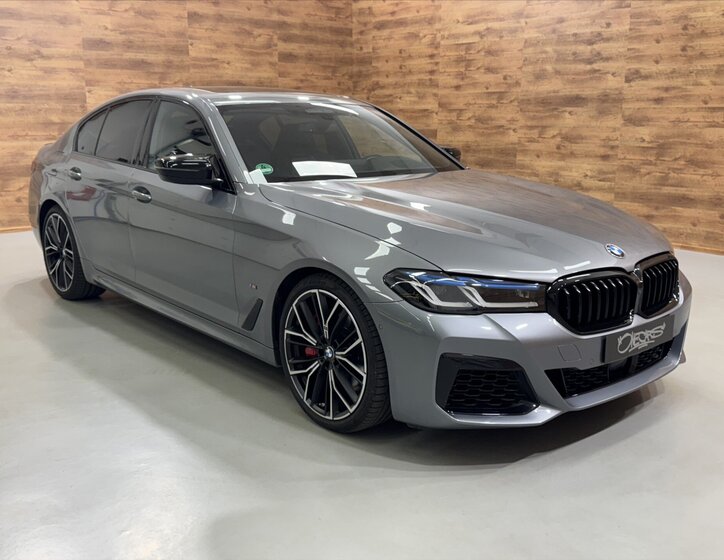 BMW Řada 5 Sedan / Limuzína 4,4 l 390 kw