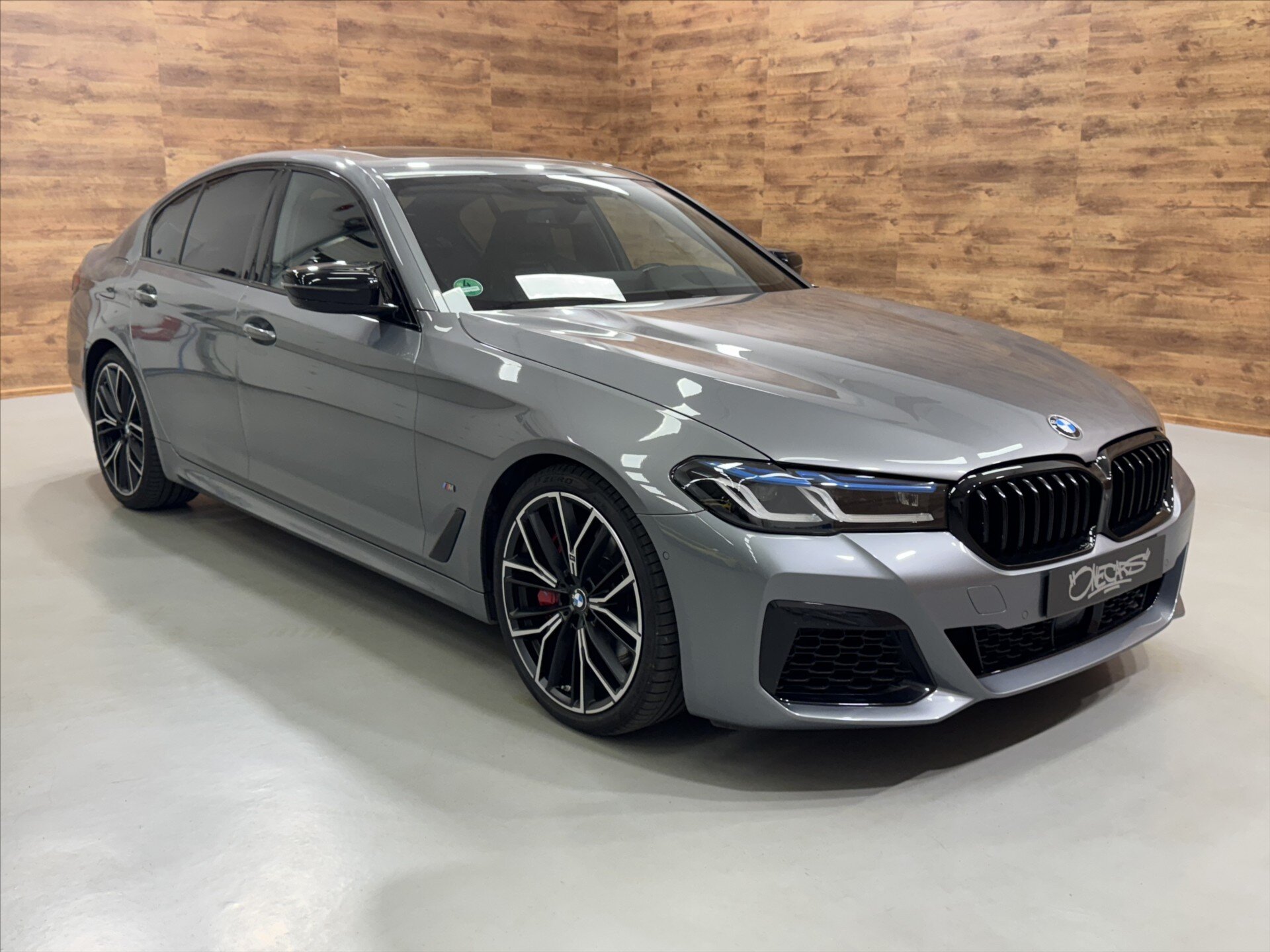 BMW Řada 5 Sedan / Limuzína 4,4 l 390 kw