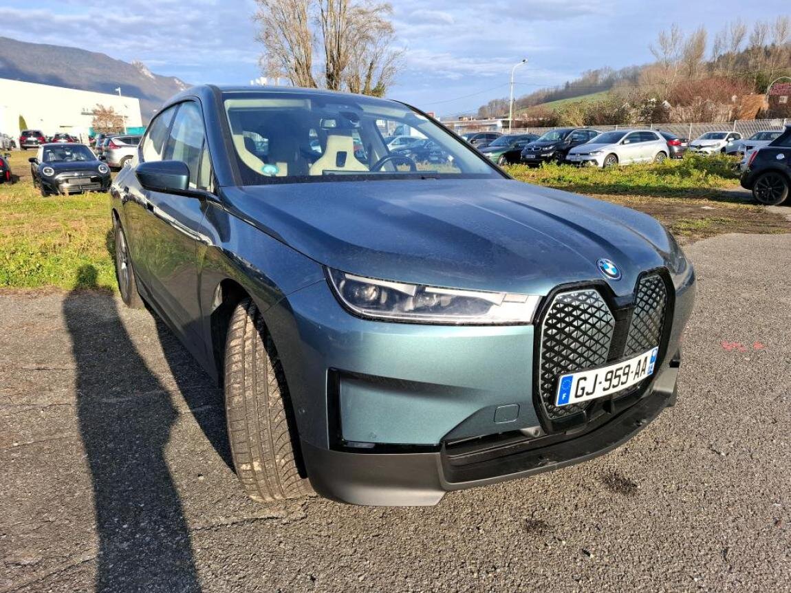 BMW iX SUV / Terénní 0,0 385 kw