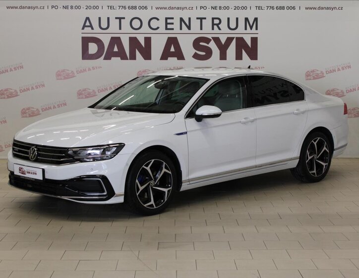 Volkswagen Passat Sedan 1,4 l 115 kw