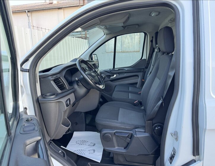 Ford Transit Custom Skříň 2,0 l 77 kw