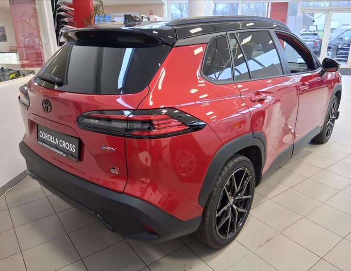 Toyota Corolla Cross SUV 2,0 l 131 kw