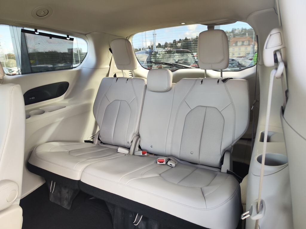 Chrysler Pacifica MPV 3,6 l 214 kw