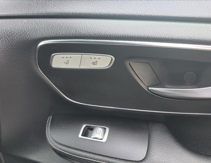 Mercedes-Benz Třídy V Kombi 2,1 l 140 kw