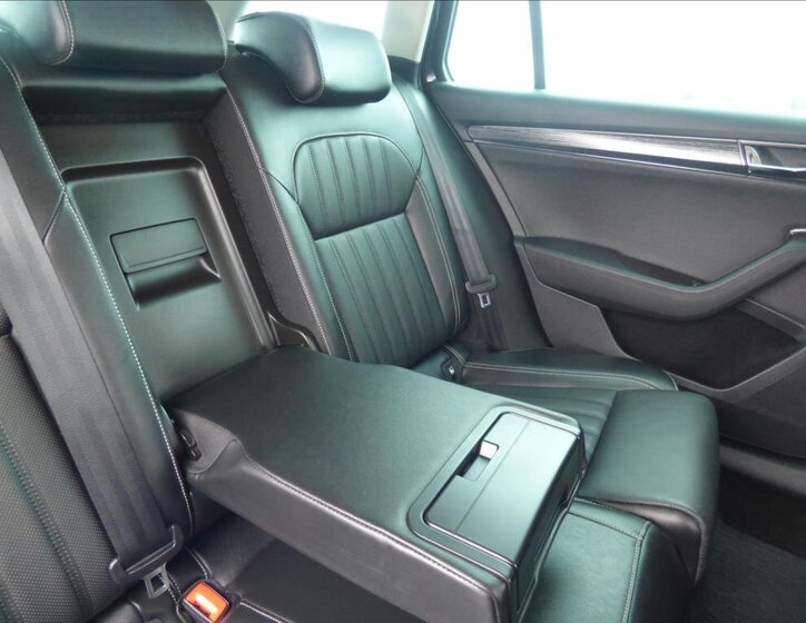 Škoda Superb Kombi 2,0 l 110 kw