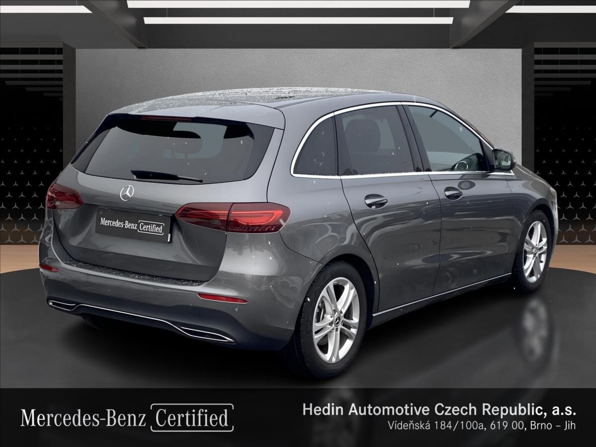 Mercedes-Benz Třídy B Hatchback 1,3 l 120 kw