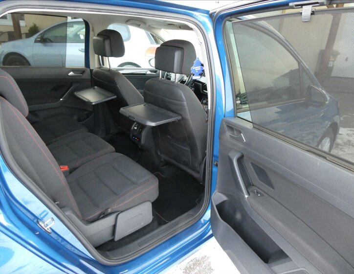 Volkswagen Touran 25