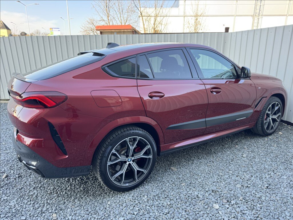 BMW X6 Sedan / Limuzína 3,0 l 210 kw